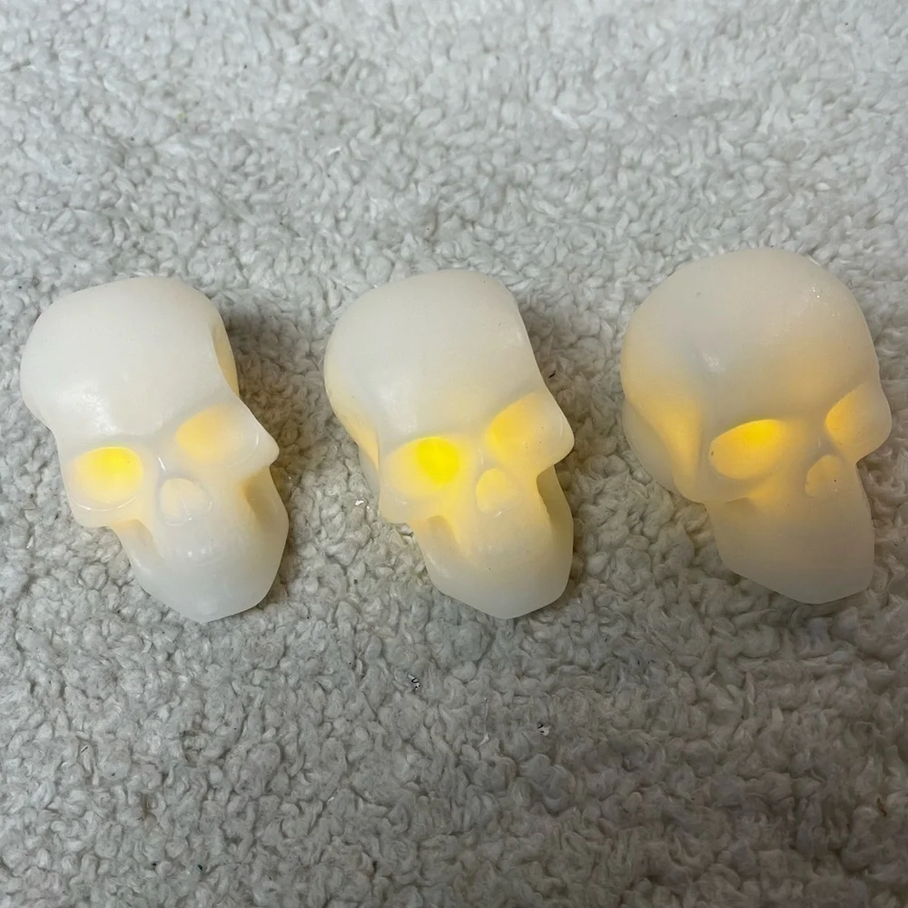 Mikasa 3-Piece Skeleton LED Halloween Light Gift Set